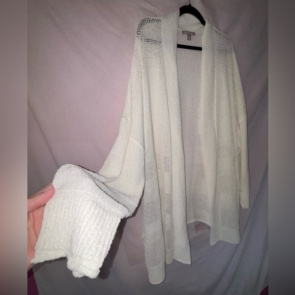 Elegant White Open-Front Sweater - Picture 2 of 10